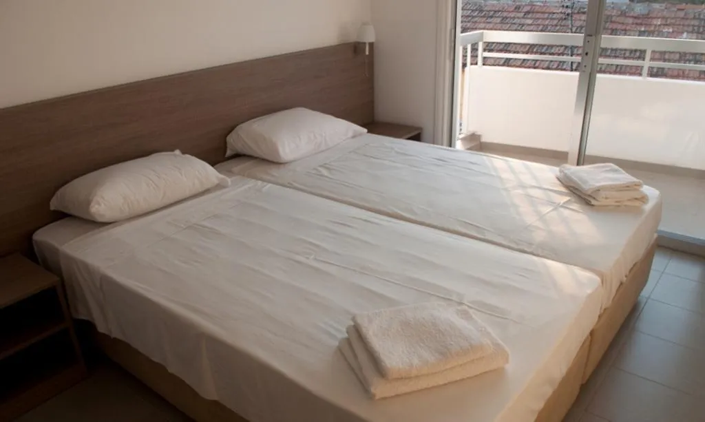 St. George Rent Rooms Larnaca