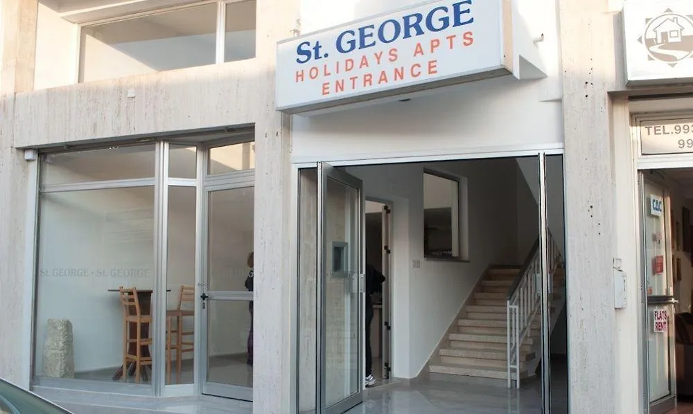 St. George Rent Rooms Larnaca Appartamento