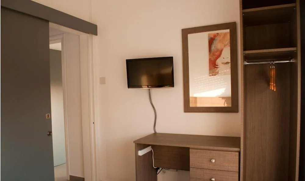 Appartamento St. George Rent Rooms Larnaca