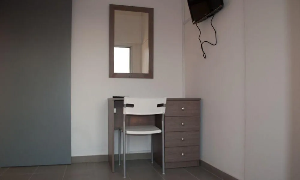 St. George Rent Rooms Larnaca