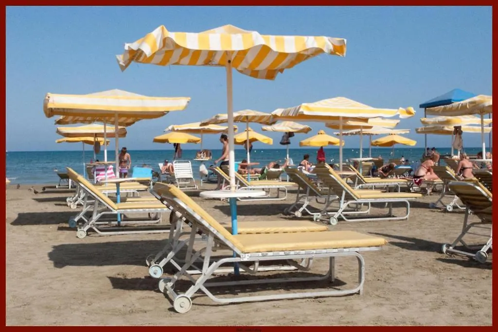 St. George Rent Rooms Larnaca Apartment